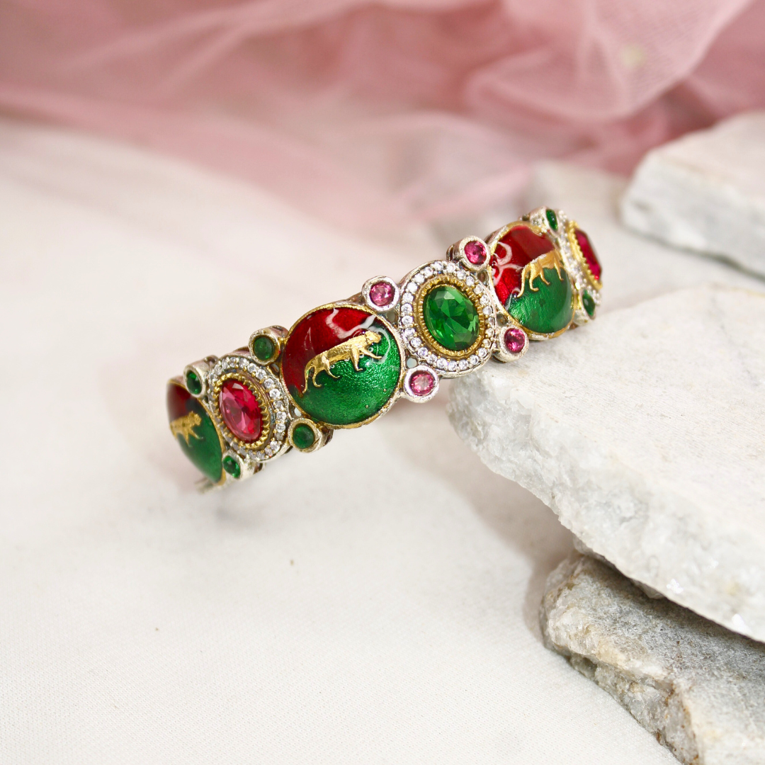 Sabyasachi Inspired Kada- Half Red Half Green