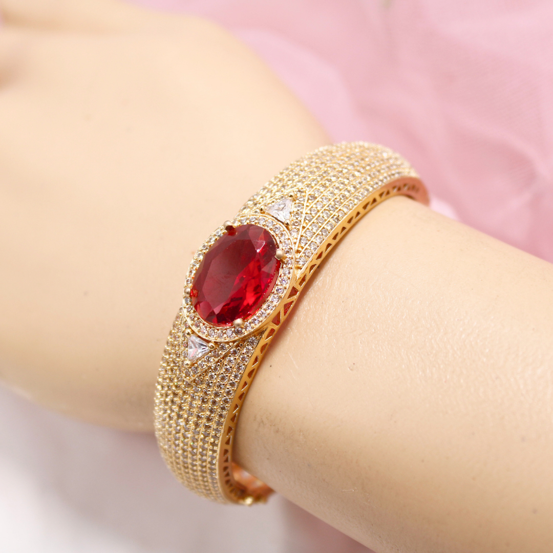 Oval Red Stone Openable Bracelet – Luxury Gold Kada