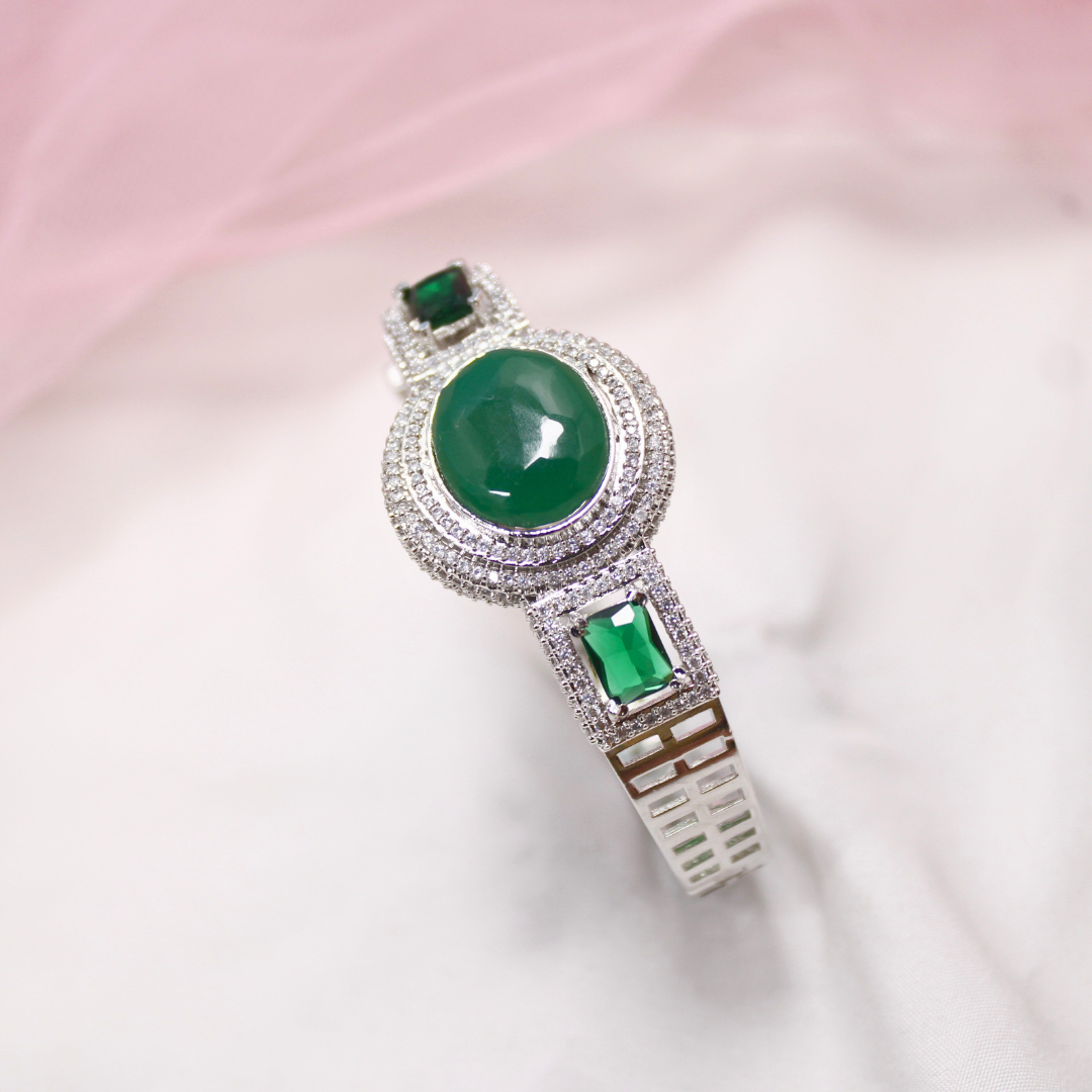 Green Stone Openable Kada β Silver Finish Luxury Bracelet