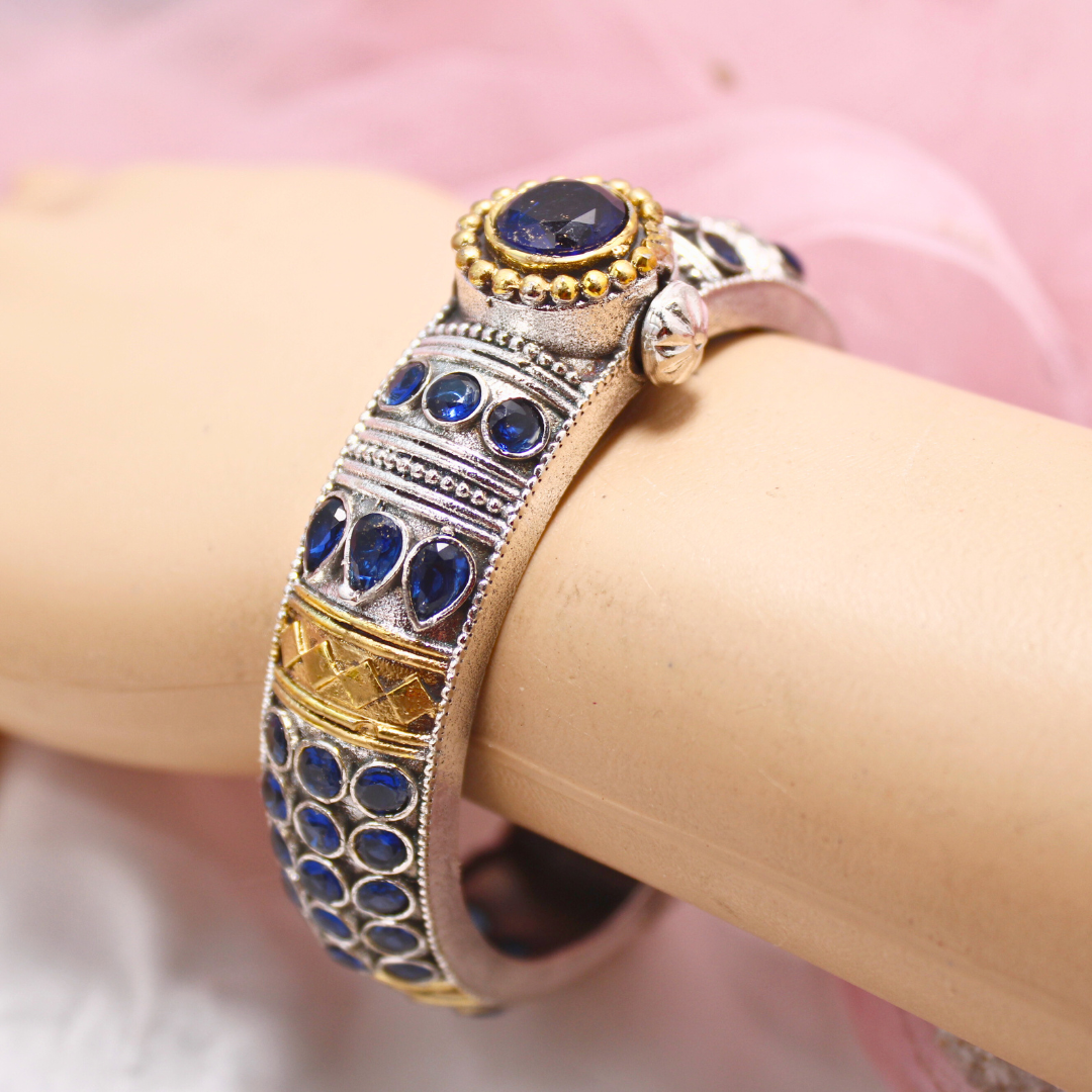 Rajwadi Kada – Vintage Heritage Kada with Traditional Blue Stone