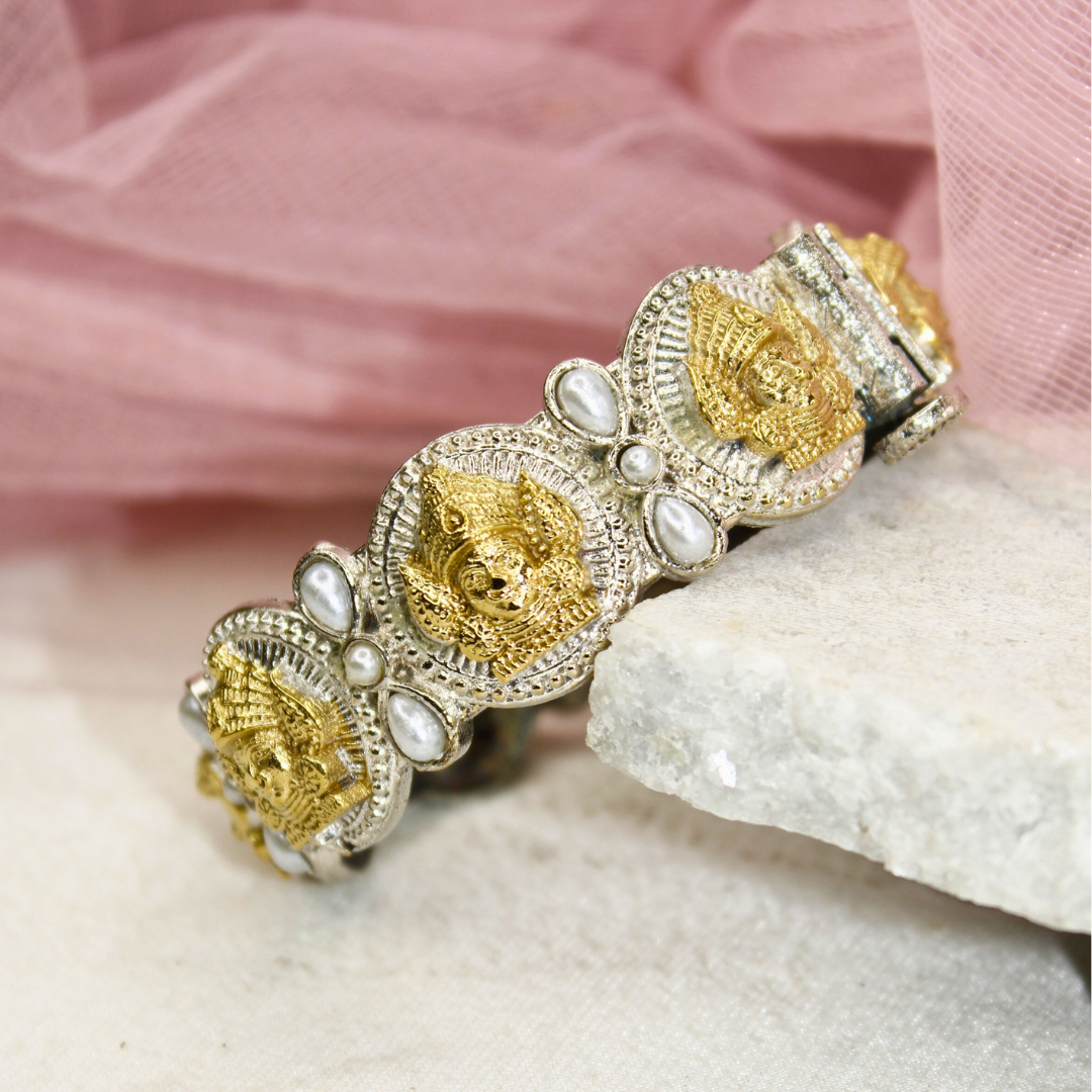 DUAL-TONE DEVI KADA -WHITE