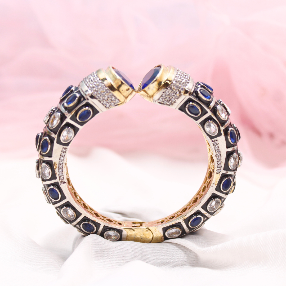 Rajwadi Stone & Meenakari Kada – Gold Plated Blue & White Openable Bangle