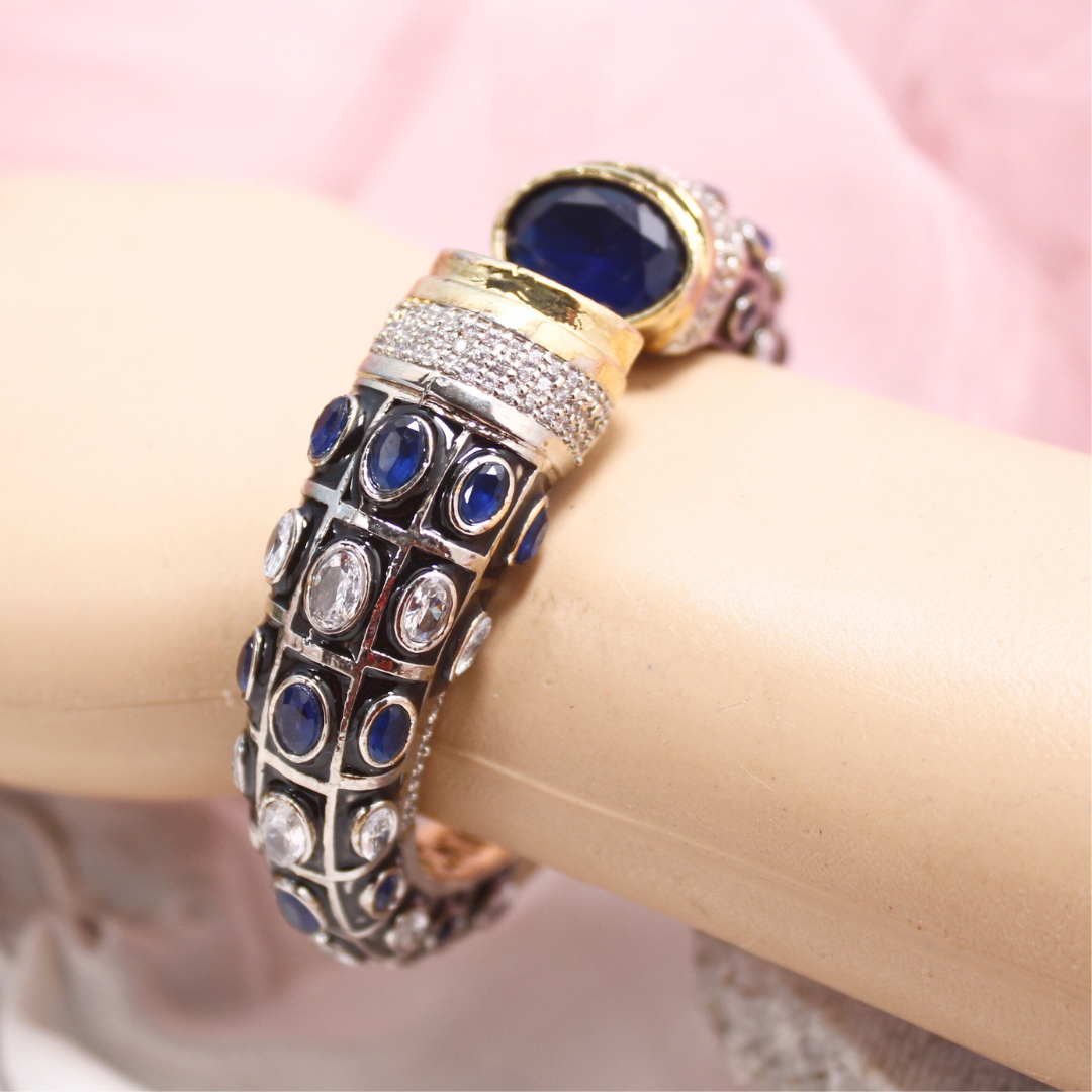 Rajwadi Stone & Meenakari Kada – Gold Plated Blue & White Openable Bangle