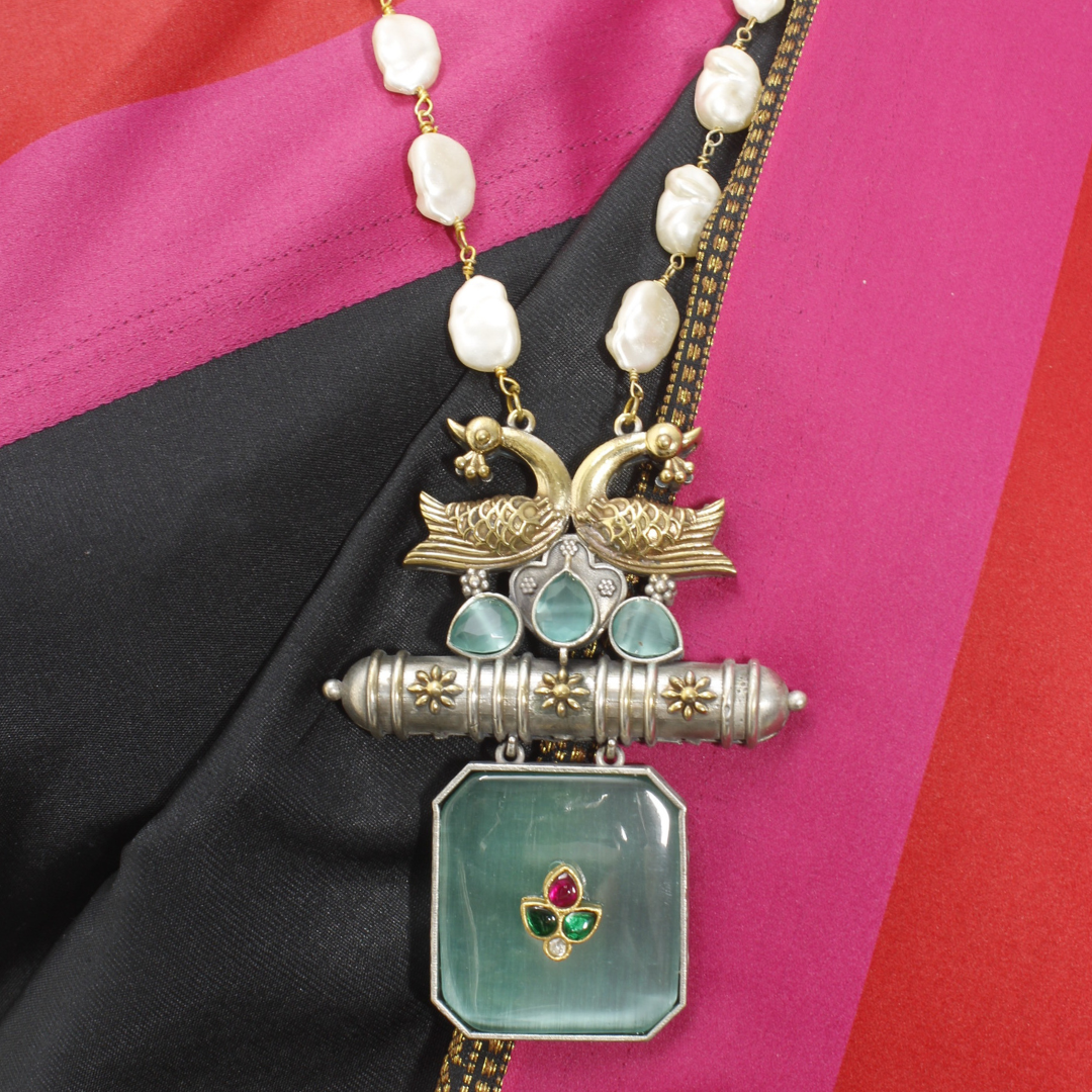 ANTIQUE GOLD-PLATED MINT STONE NECKLACE SET WITH PEARLS - ETHNIC JEWELRY
