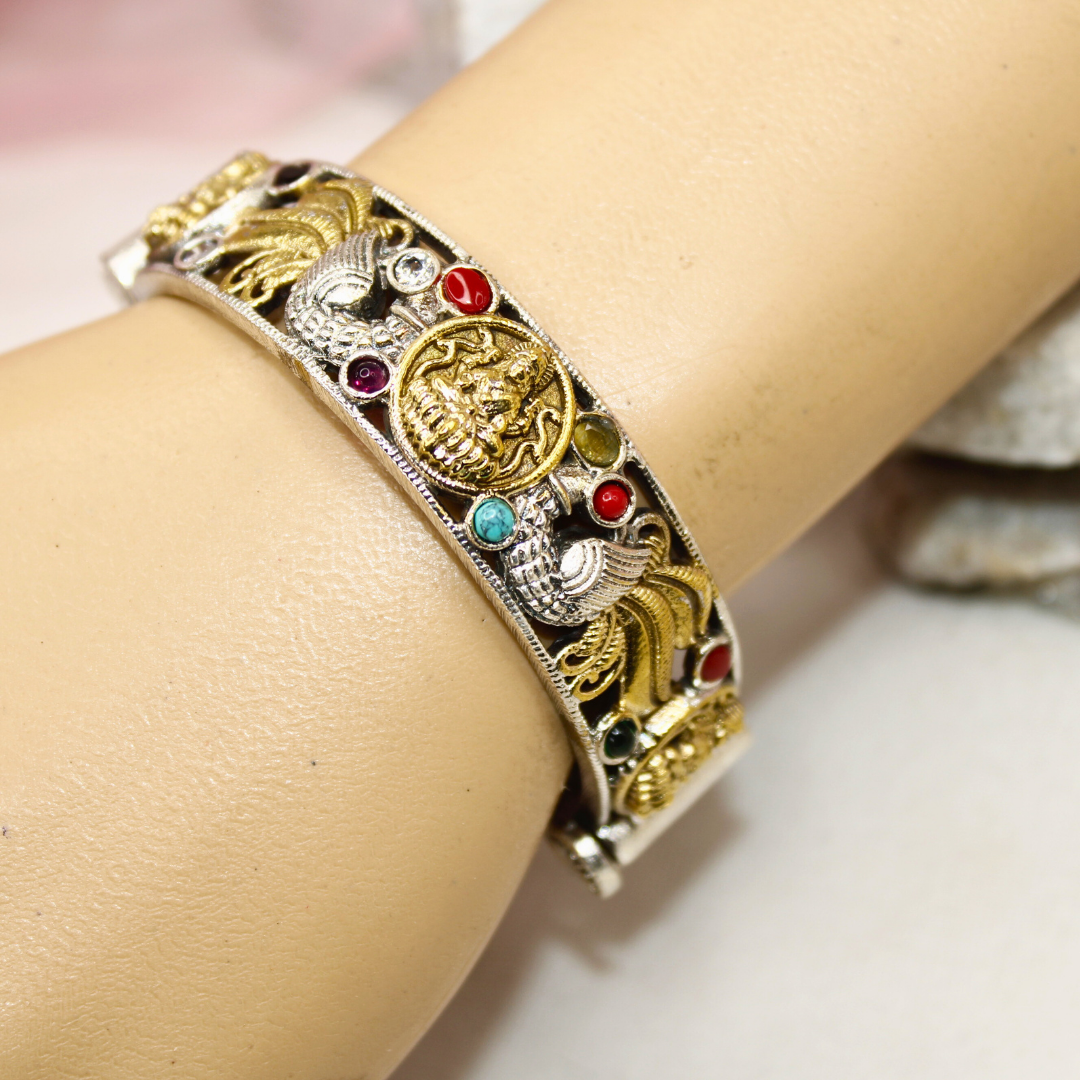 DUAL-TONE ROUND LAXMI MOR KADA-NAVRATAN
