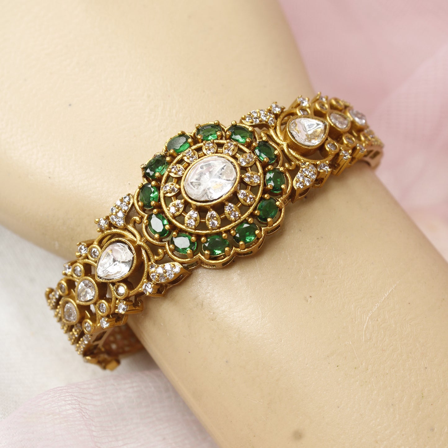 Royal Antique Polki Kada with Emerald Green Stones