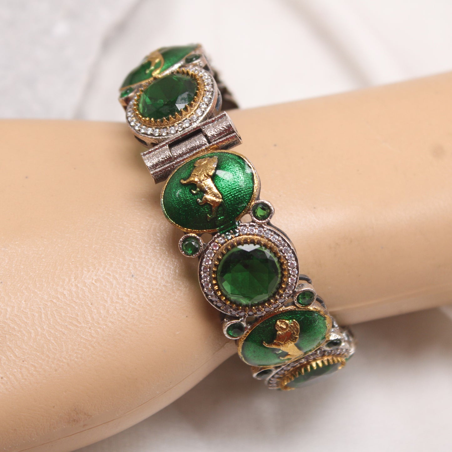 Navraee Rajwadi Dual-Tone Green Meenakari Animal Motif Single Kada