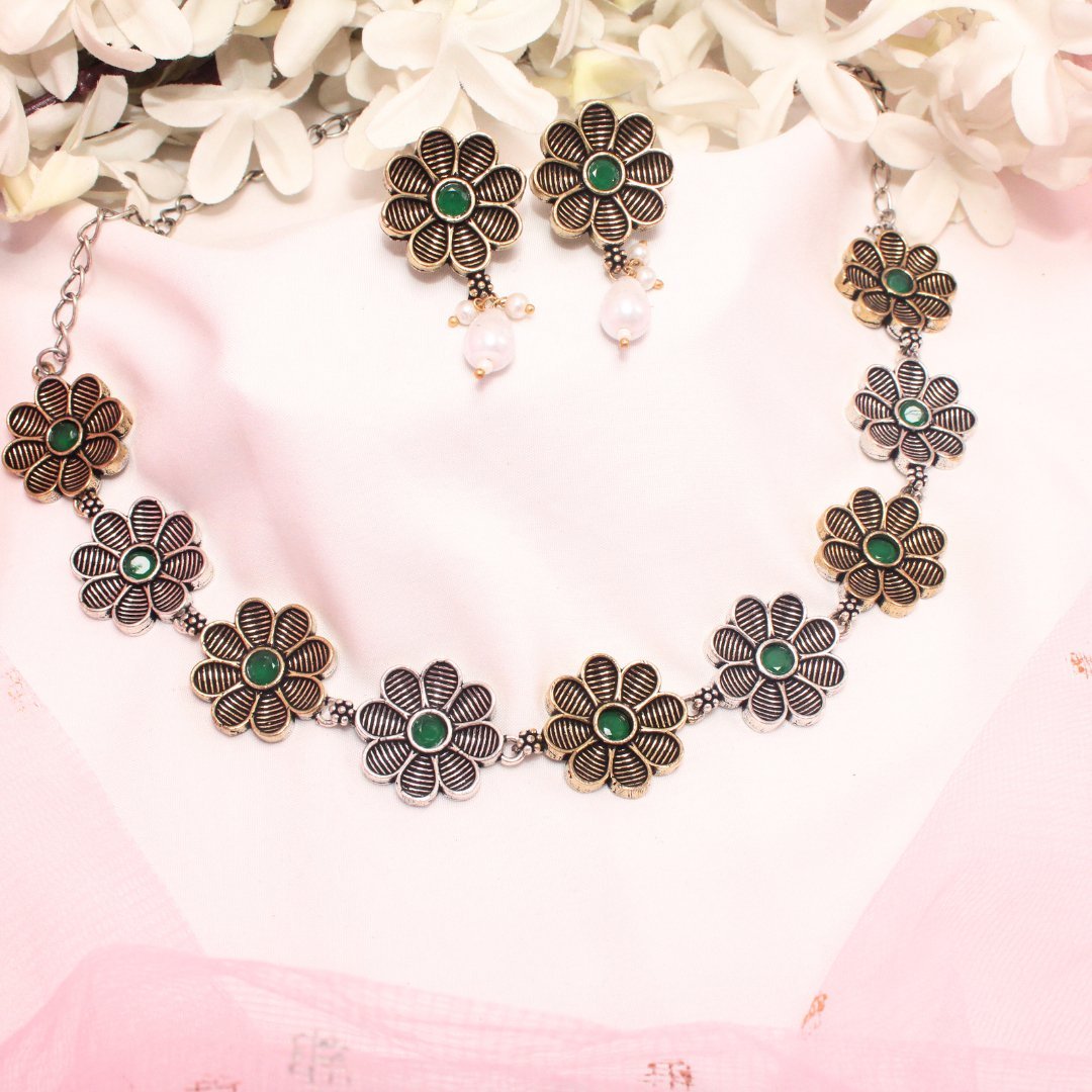 AARYA DUAL TONE NECKLACE SET - GREEN