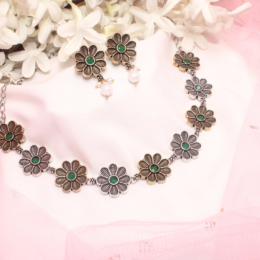 AARYA DUAL TONE NECKLACE SET - GREEN