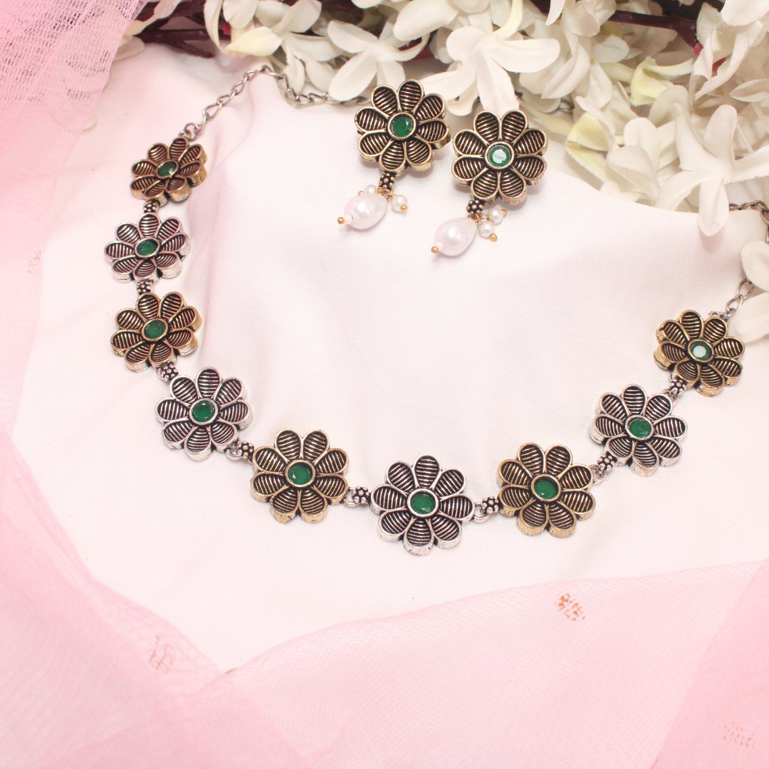 AARYA DUAL TONE NECKLACE SET - GREEN