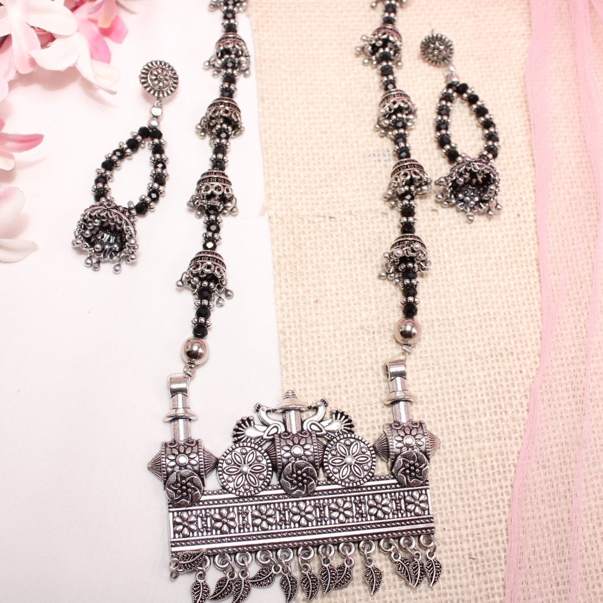 BANJARA PENDANT SET-JHUMKI PATTERN-RECTANGULAR PATTERN-BLACK