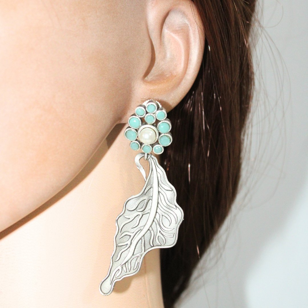 BIG LEAF EARRING DANGLER-MINT
