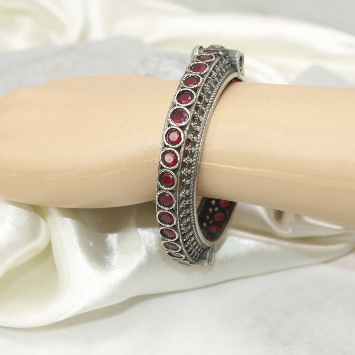 BOHO CHAKRA PATTERN MULTI STONE KADA - RED