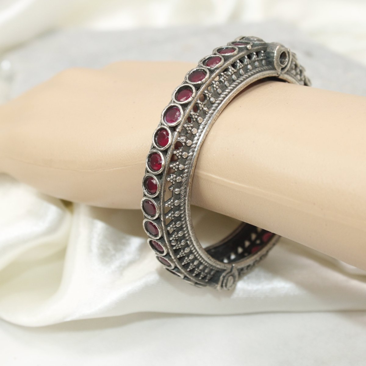 BOHO CHAKRA PATTERN MULTI STONE KADA - RED