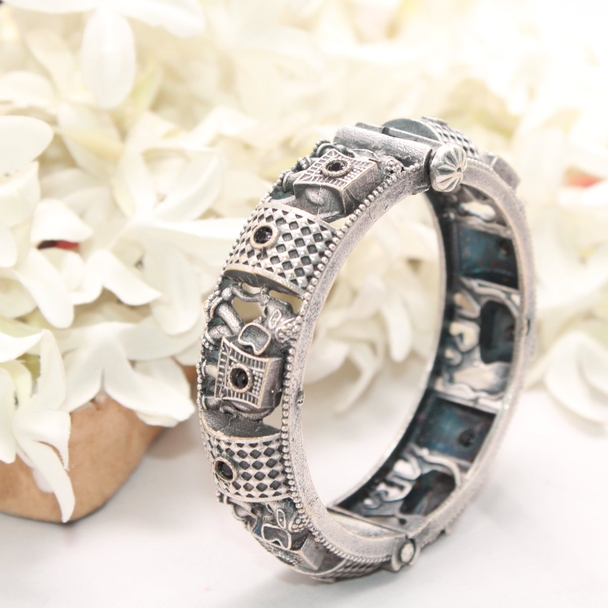 BOHO ELEPHANT KADA BLACK STONE MATTE FINISH - SINGLE KADA