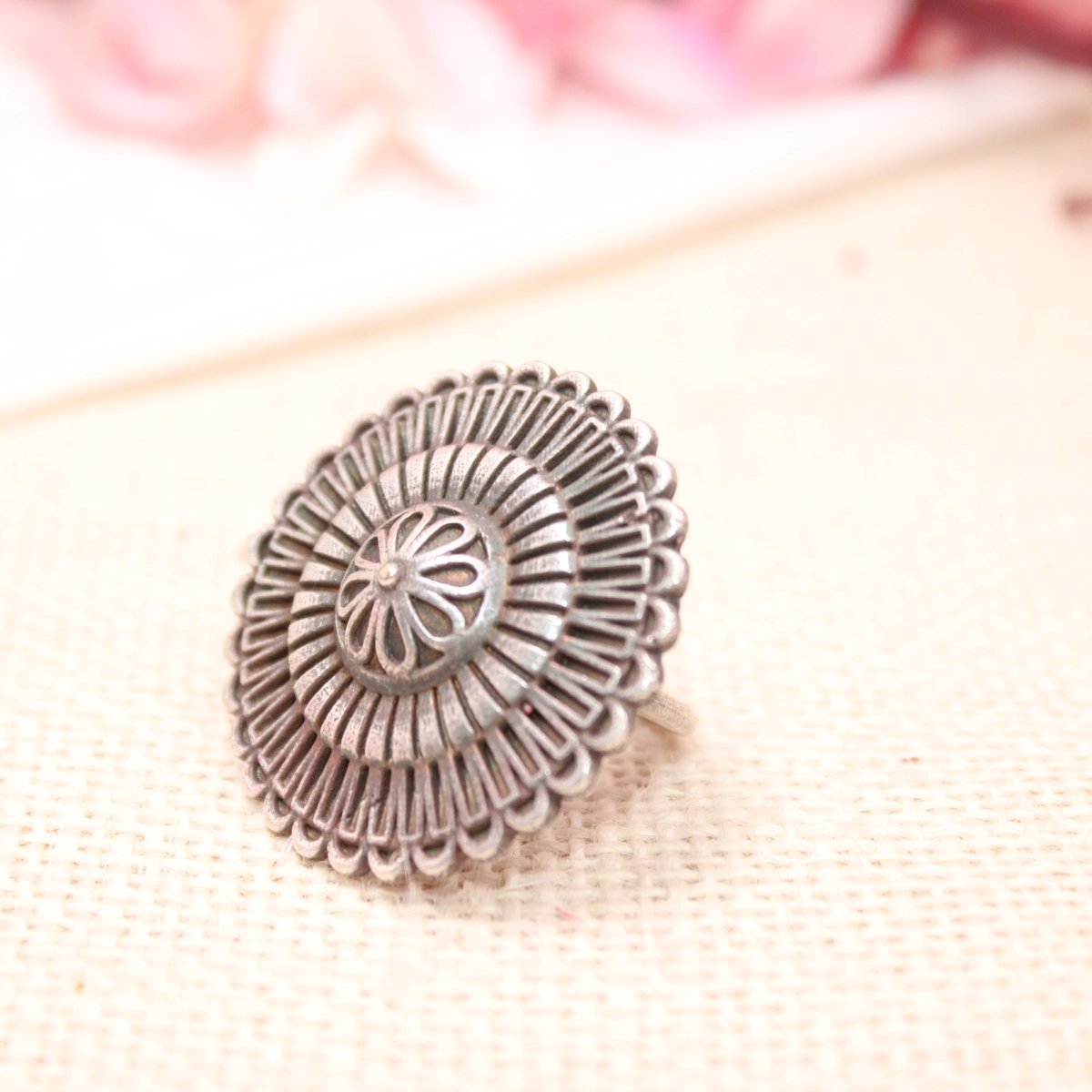 BOHO THAPA NECKLACE SET WITH FINGER RING