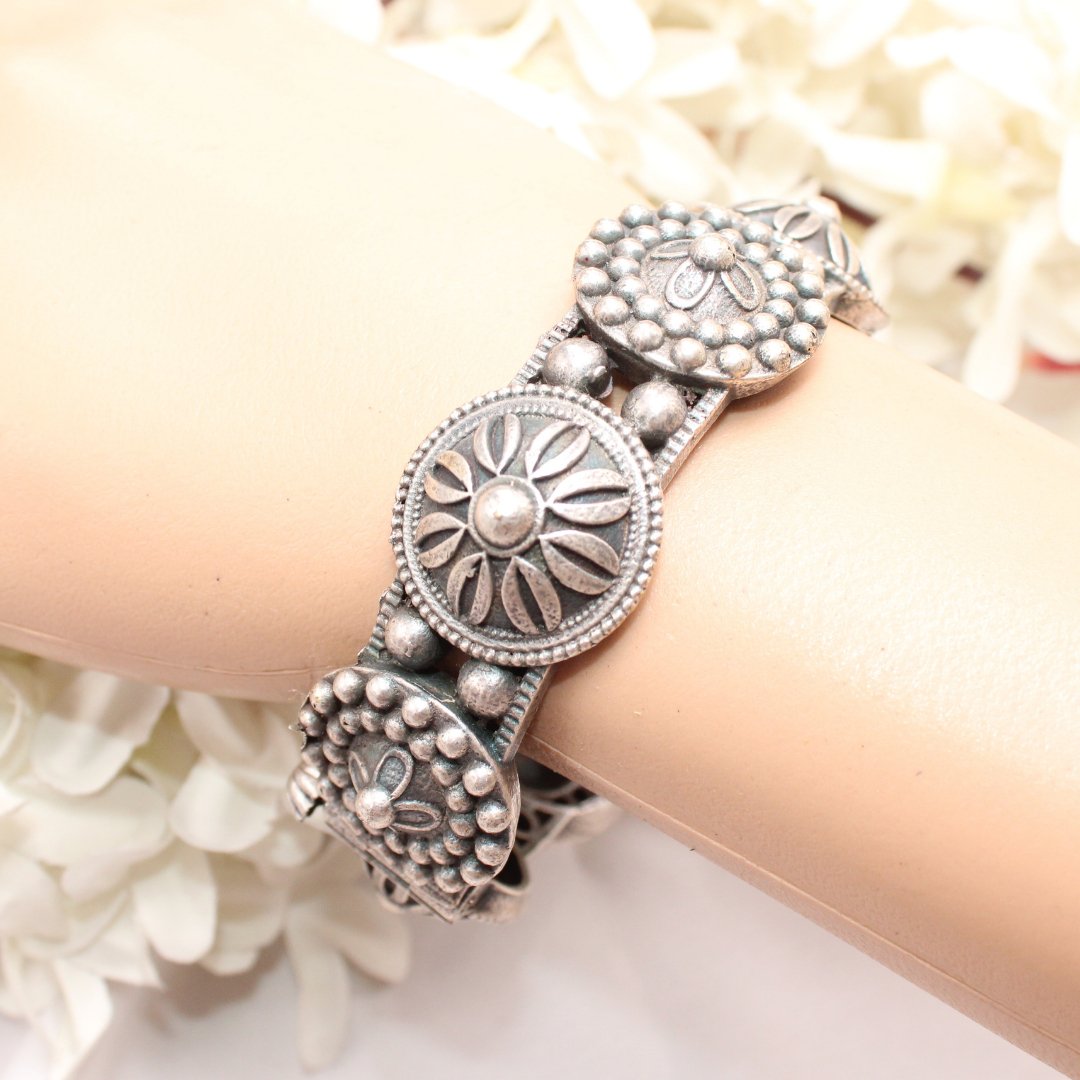 BOHO VINTAGE LOOK SINGLE KADA - CHAKRA DOT
