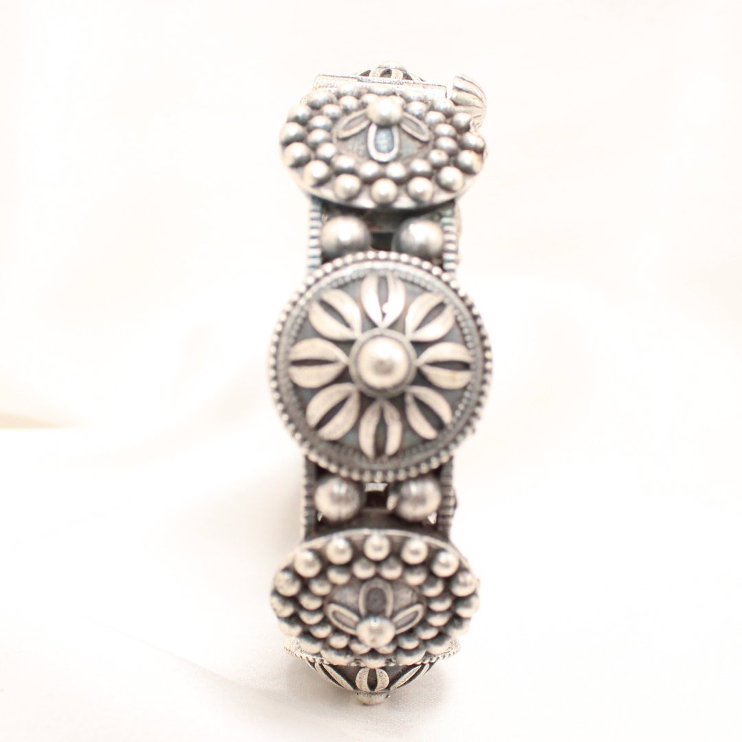 BOHO VINTAGE LOOK SINGLE KADA - CHAKRA DOT