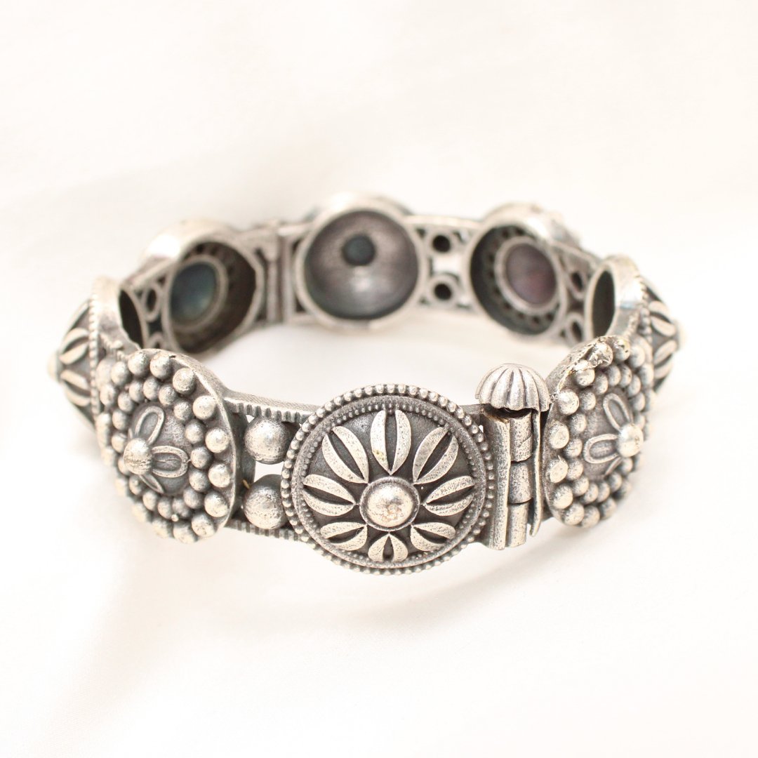 BOHO VINTAGE LOOK SINGLE KADA - CHAKRA DOT