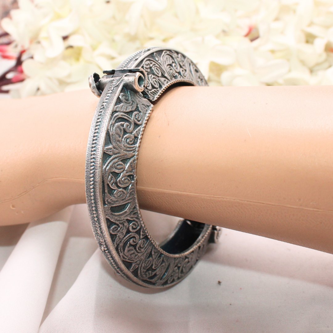 BOHO VINTAGE LOOK SINGLE KADA - FLAT KARIGIRI KADA