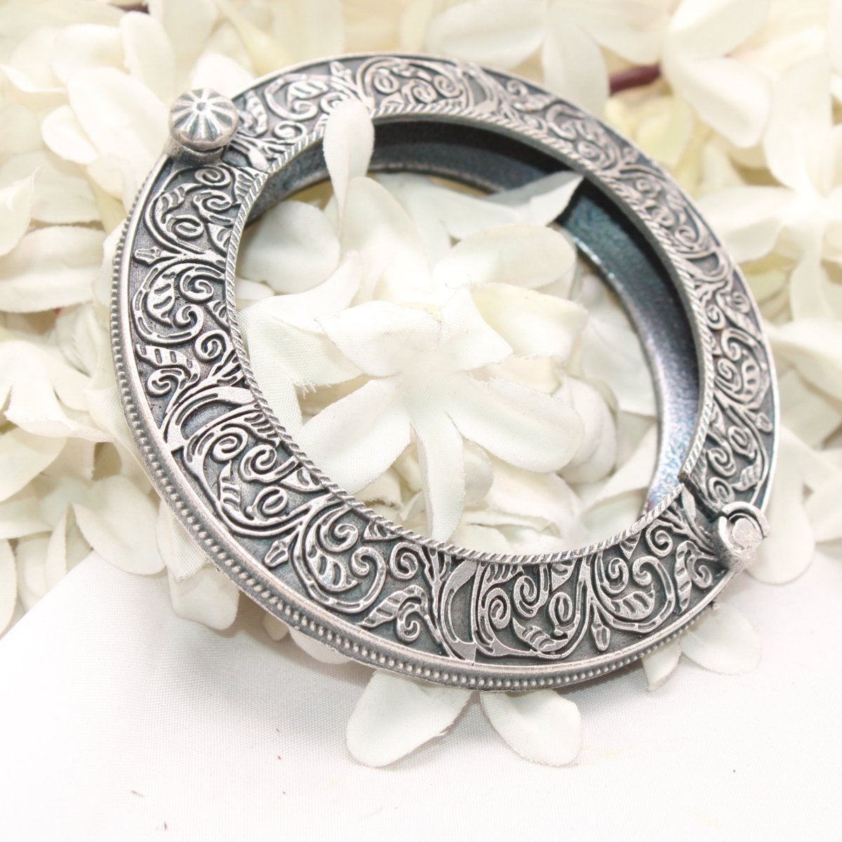 BOHO VINTAGE LOOK SINGLE KADA - FLAT KARIGIRI KADA