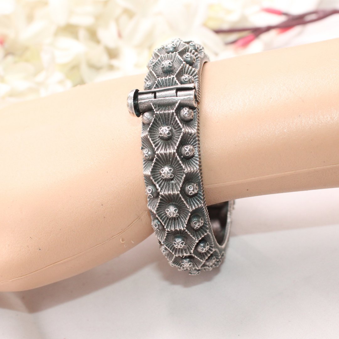 BOHO VINTAGE LOOK SINGLE KADA - HONEYCOMB