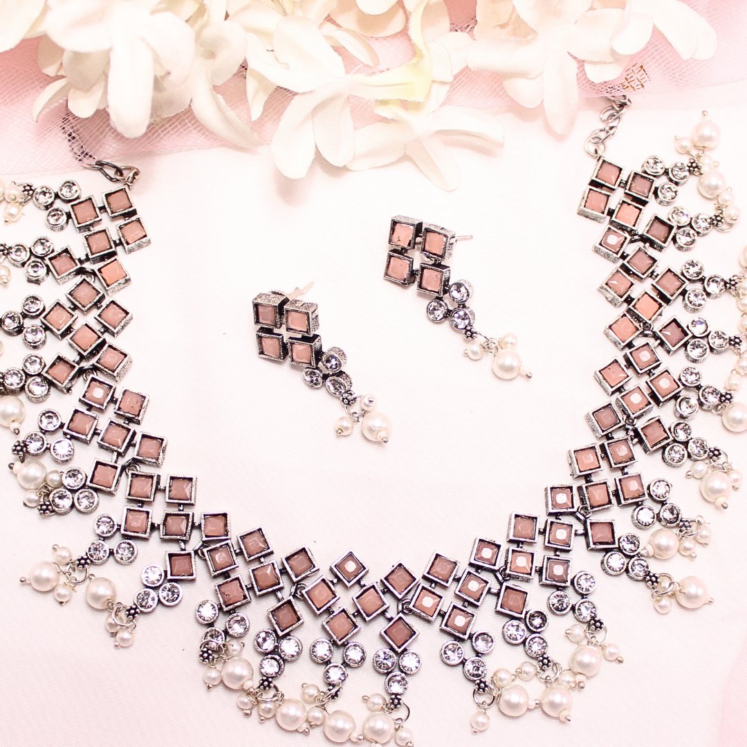 CRYSTAL NECKLACE SET - PEACH
