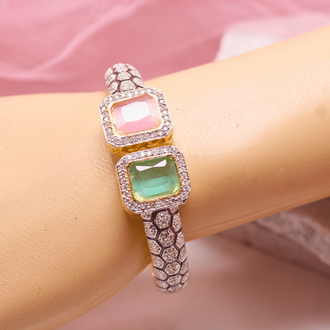 DIAMOND LOOK ALIKE BRACELET GOLDEN POLISH - PINK & MINT