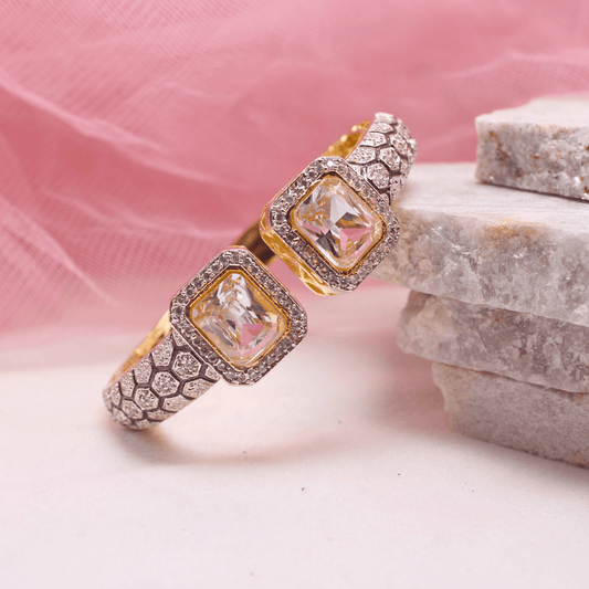 DIAMOND LOOK ALIKE BRACELET GOLDEN POLISH - TRANSPARENT KO Dr