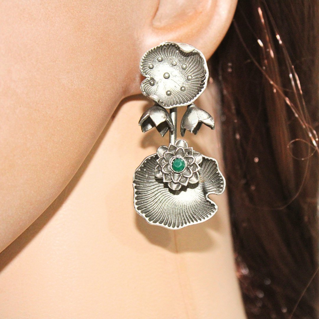 DOUBLE SEA SHELL PATTERN EARRING - GREEN