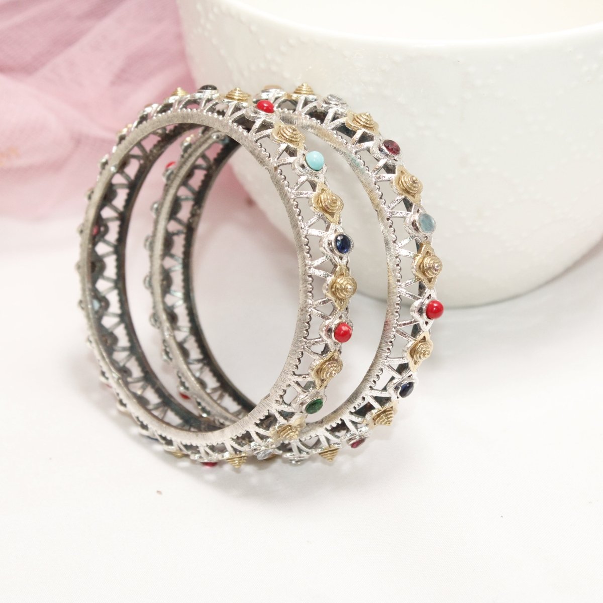 DUAL - TONE TRIKON JAALI RAJPUTANA BANGLE PAIR - SET OF 2 BANGLES - NAVRATNA