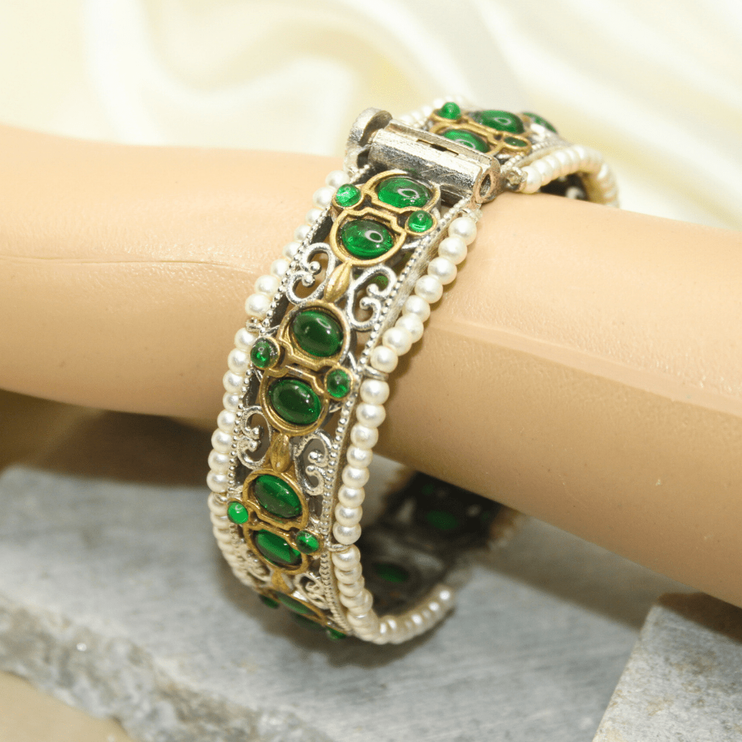 DUAL - TONE WITH PEARL LADI KADA - GREEN