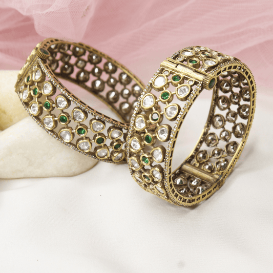 Emerald & Polki Cutwork Kada (Set of 2) – Navraee Antique Gold Cuf