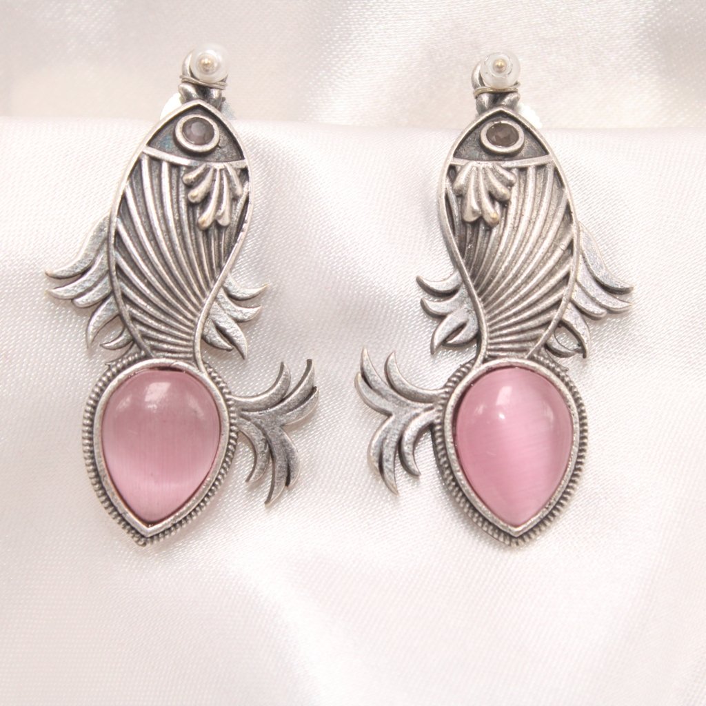 FISH PATTERN WITH DROP SHAPE STONE STUDS - PINK