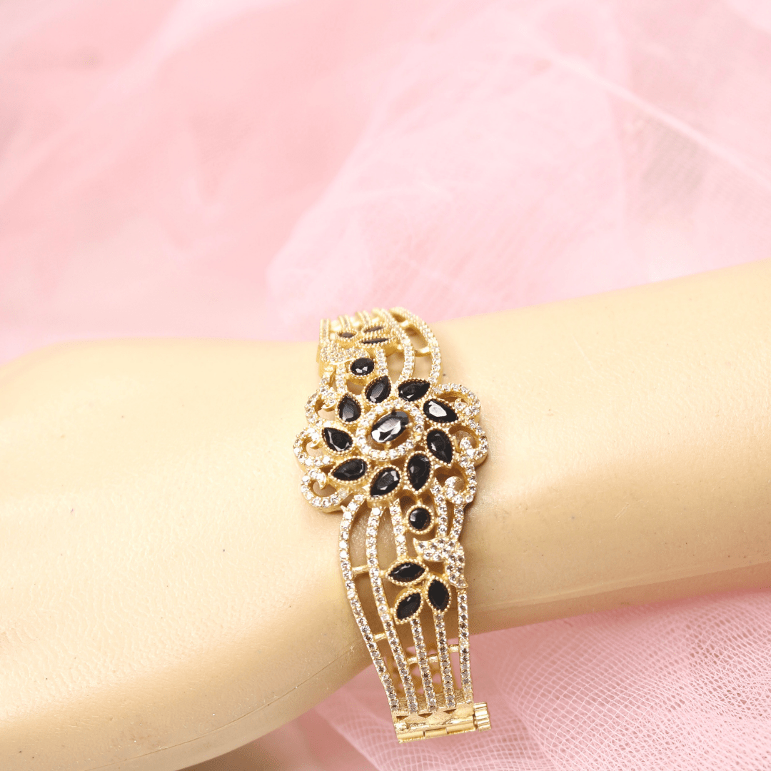 Floral Cluster Kada Black & Gold