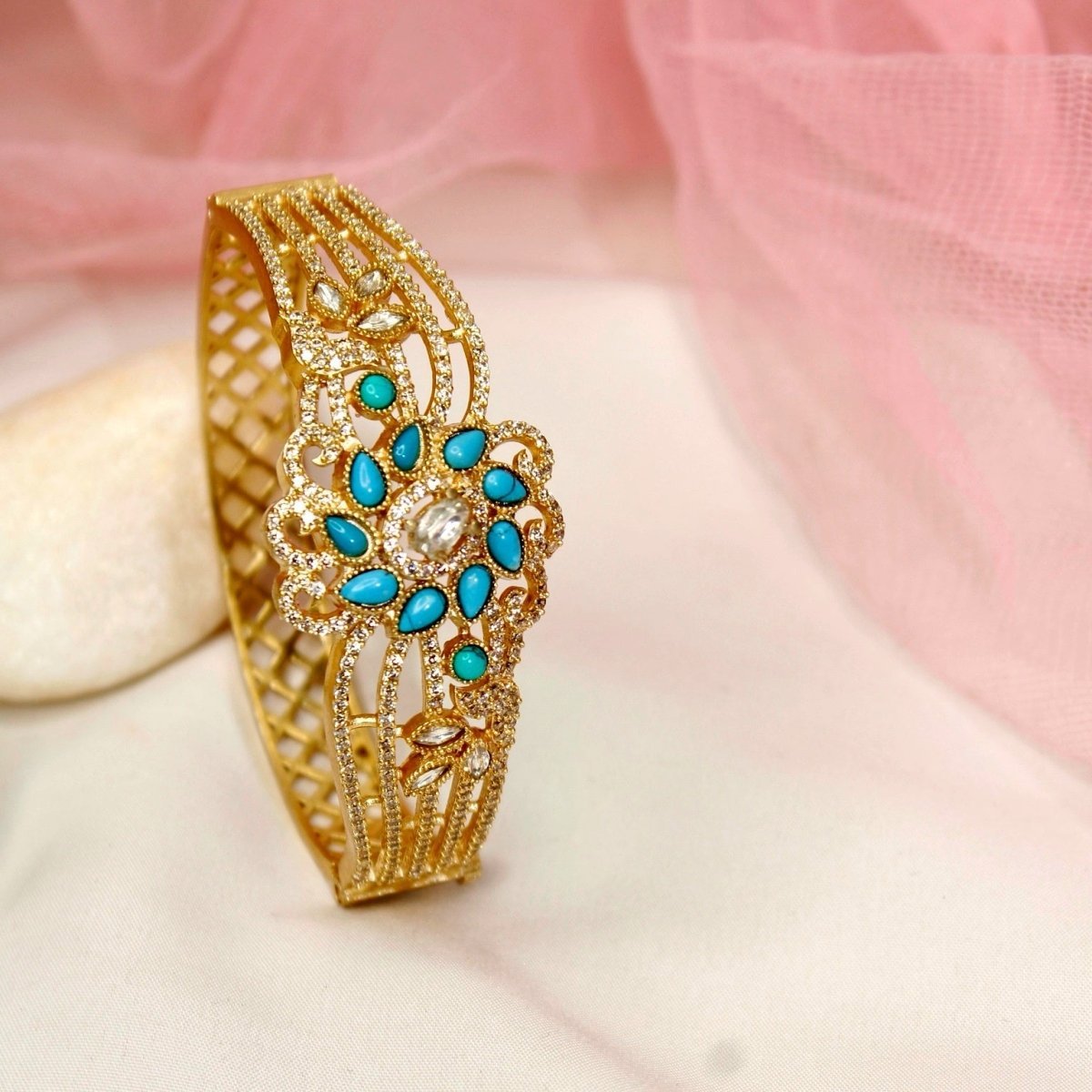 Floral Cluster Kada Turquoise Blue