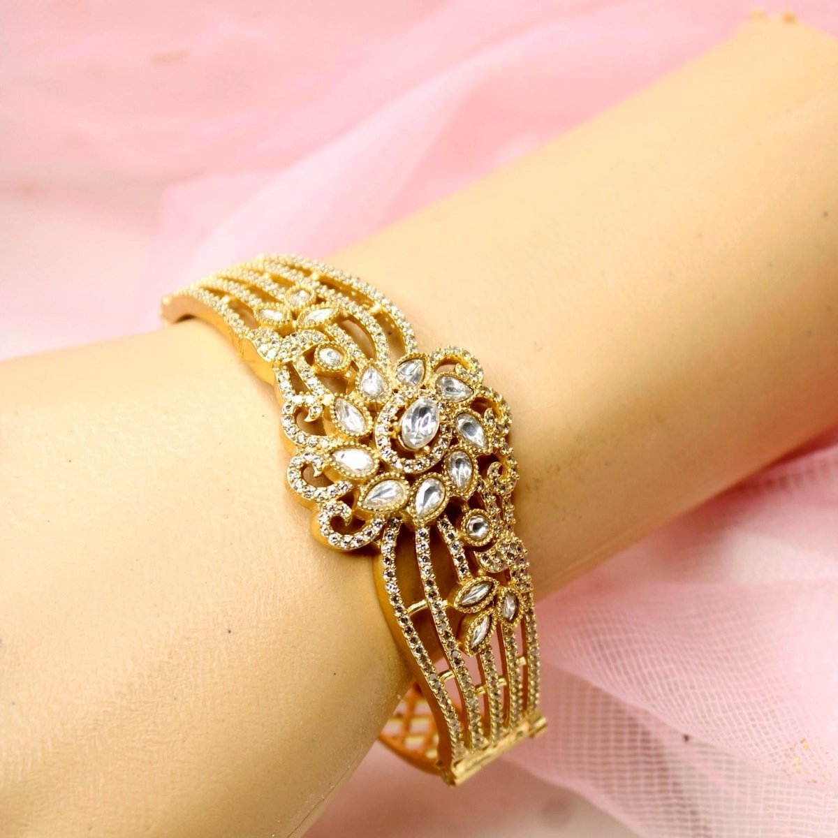 Floral Cluster Kada White Mirror Polki