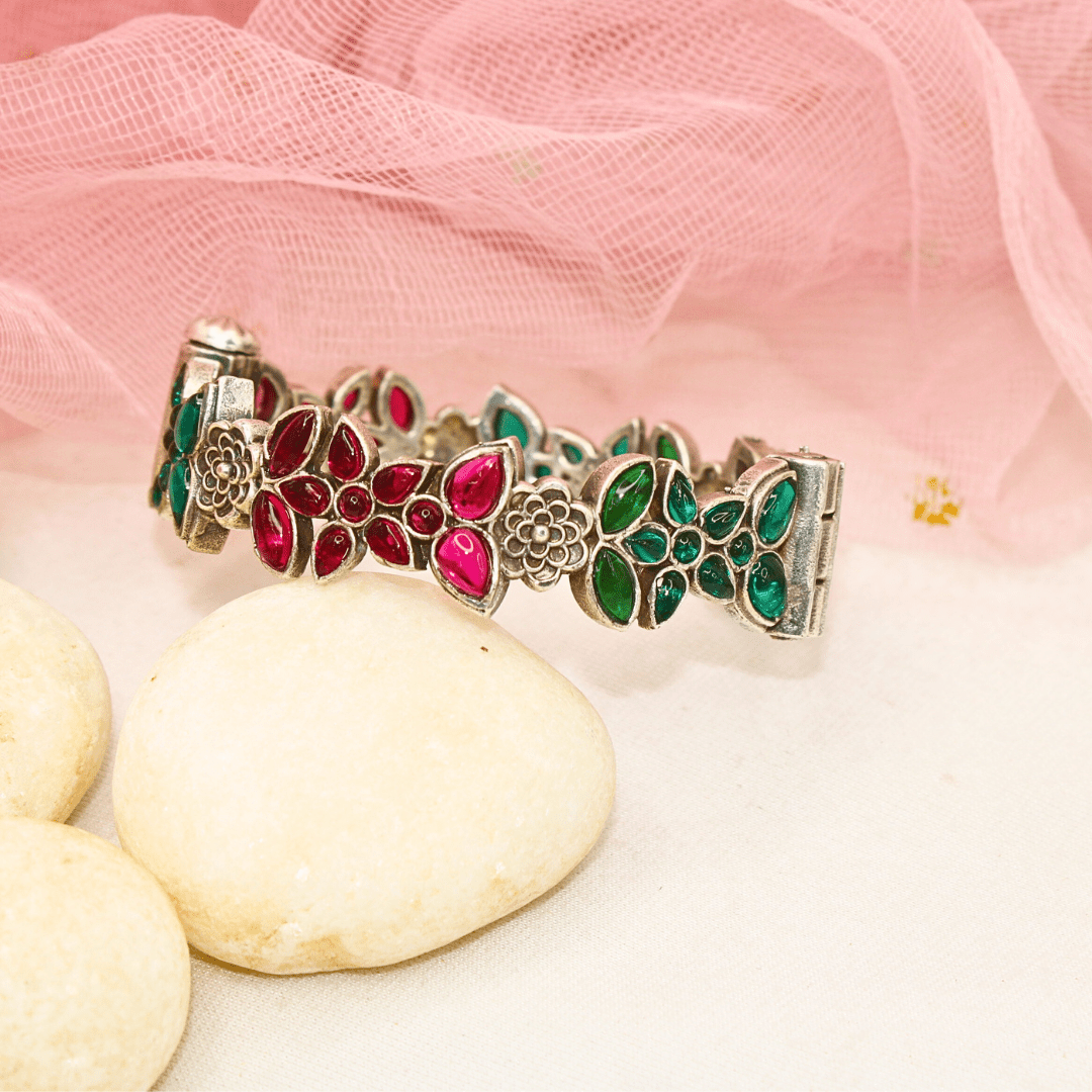 Floral Leaf Design Kada – Red - Green Stones in Tribal Silver Fini