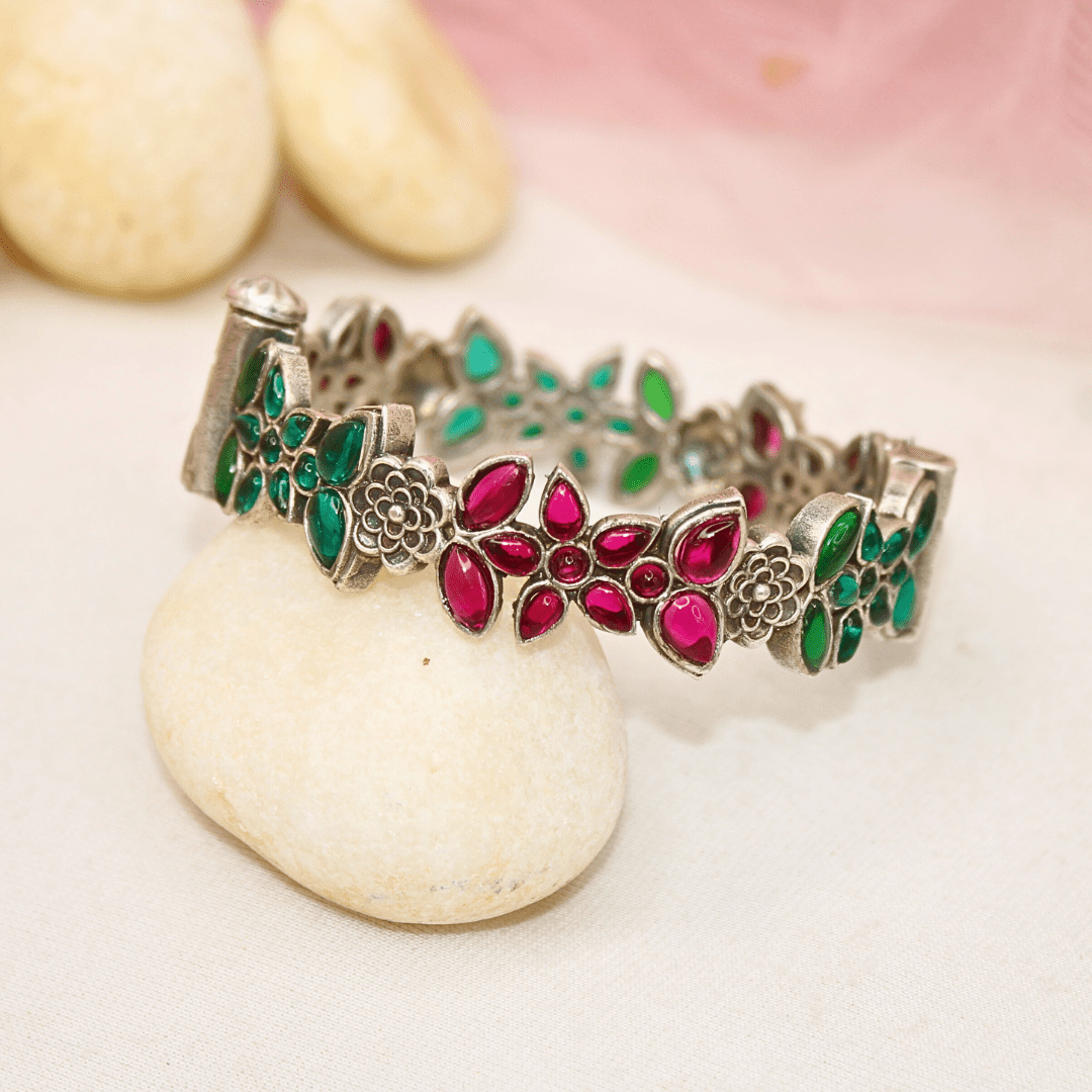 Floral Leaf Design Kada – Red - Green Stones in Tribal Silver Fini