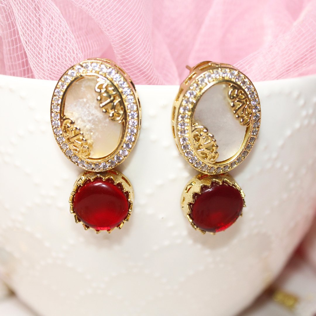 GULMOHAR - MOTHER OF PEARL STONE NECKLACE SET - RED