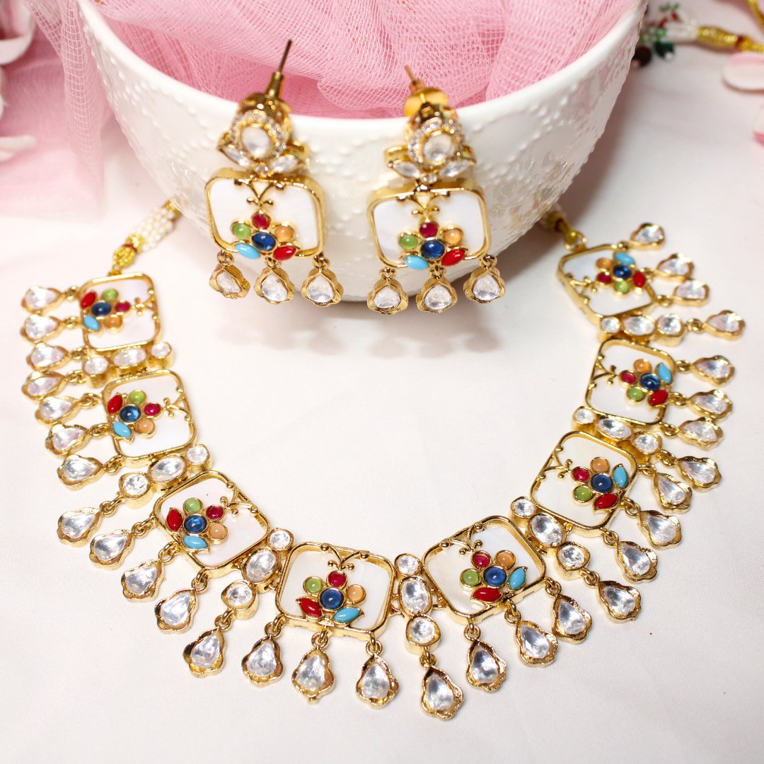 GULMOHAR - POLKI & STONE NECKLACE - WHITE