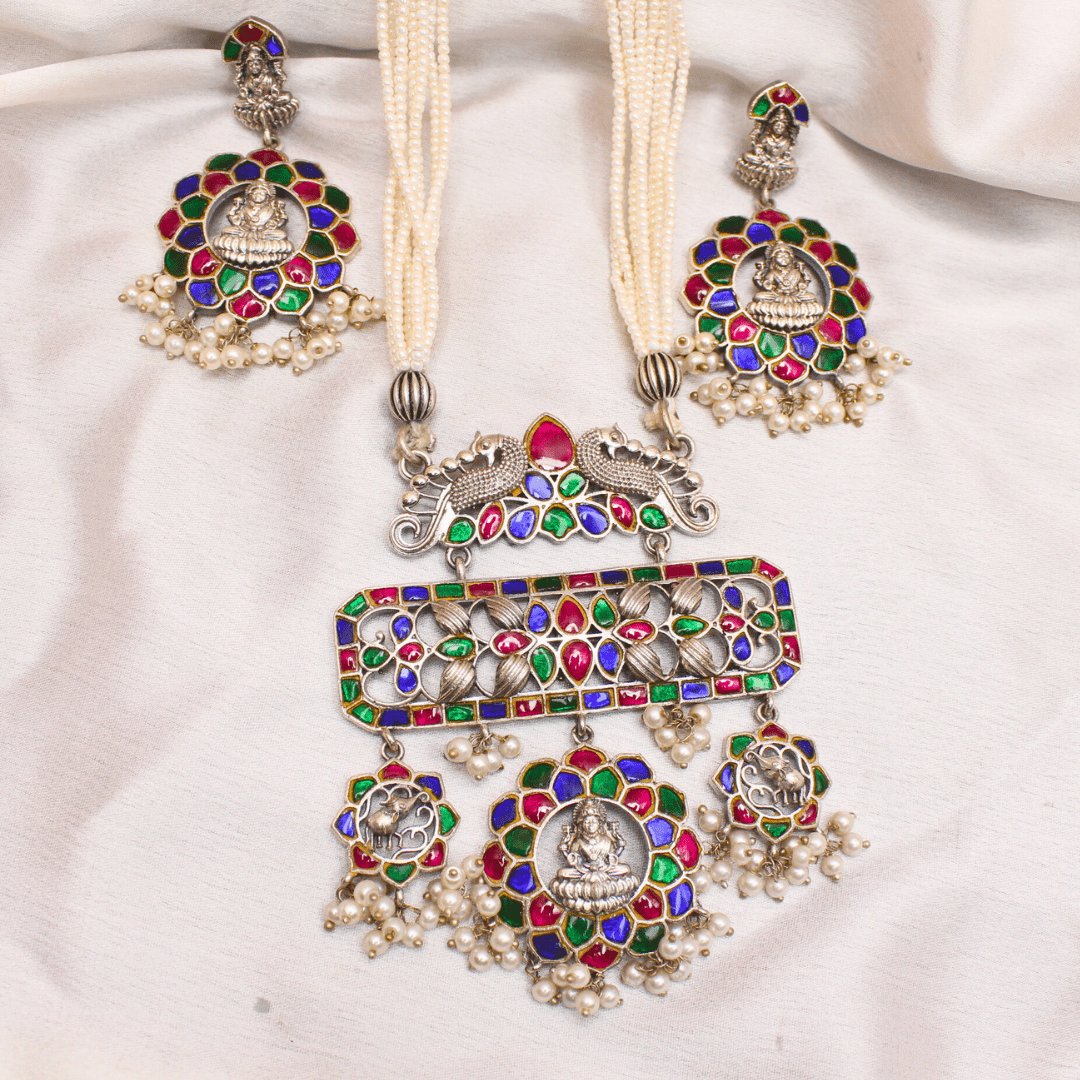 JADAU KUNDAN PURE LAKSHMI PENDANT SET-MAGENTA BLUE GREEN