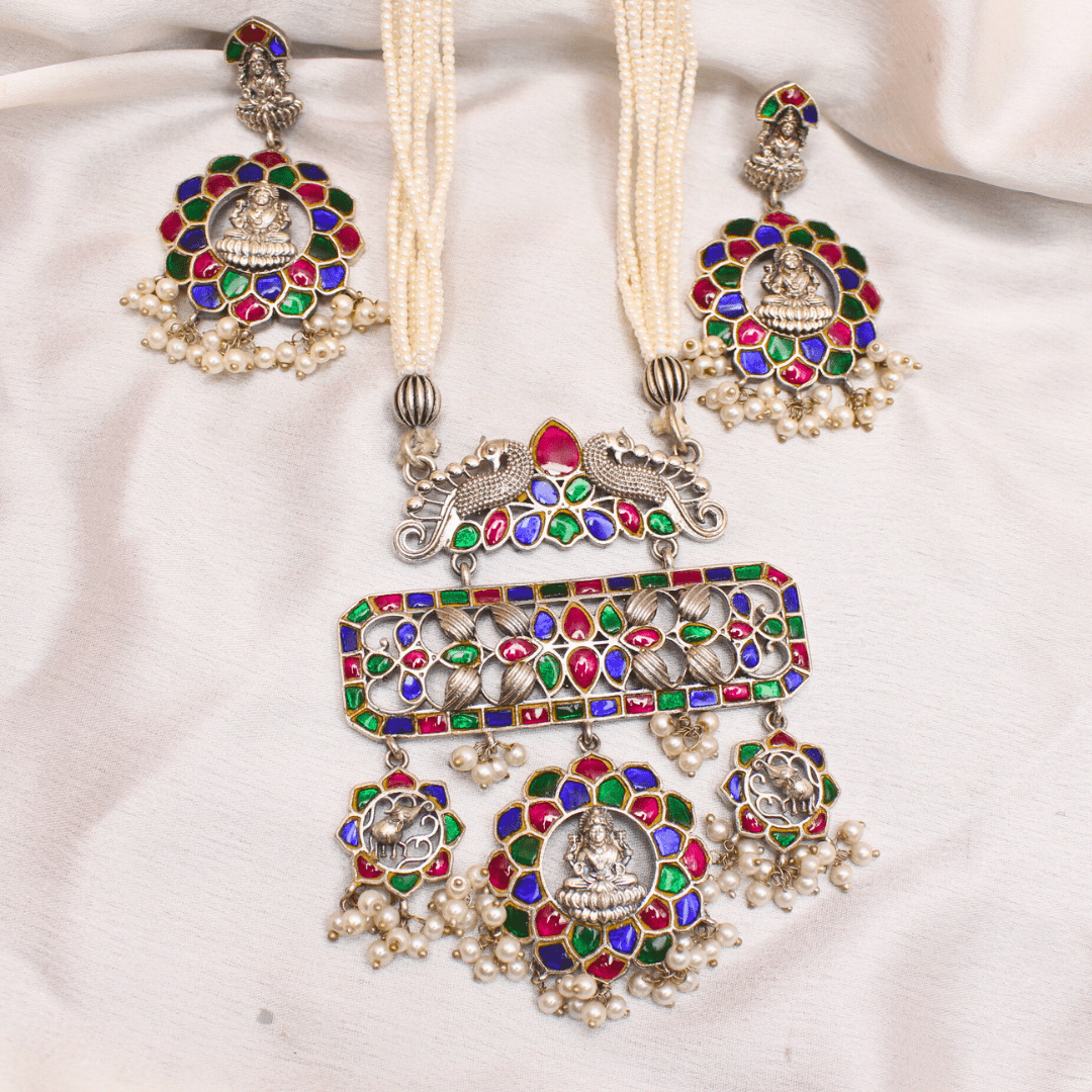 JADAU KUNDAN PURE LAKSHMI PENDANT SET - MAGENTA BLUE GREEN