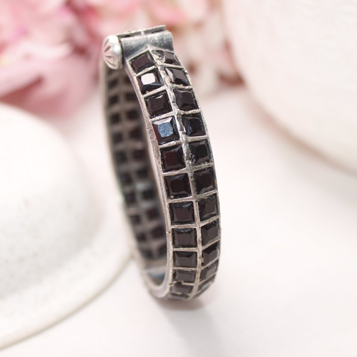 KAASHI - OXIDISED SILVER LOOK ALIKE KADA - BLACK
