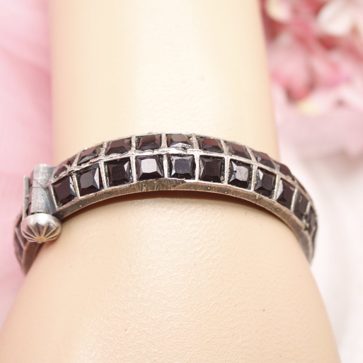 KAASHI - OXIDISED SILVER LOOK ALIKE KADA - BLACK
