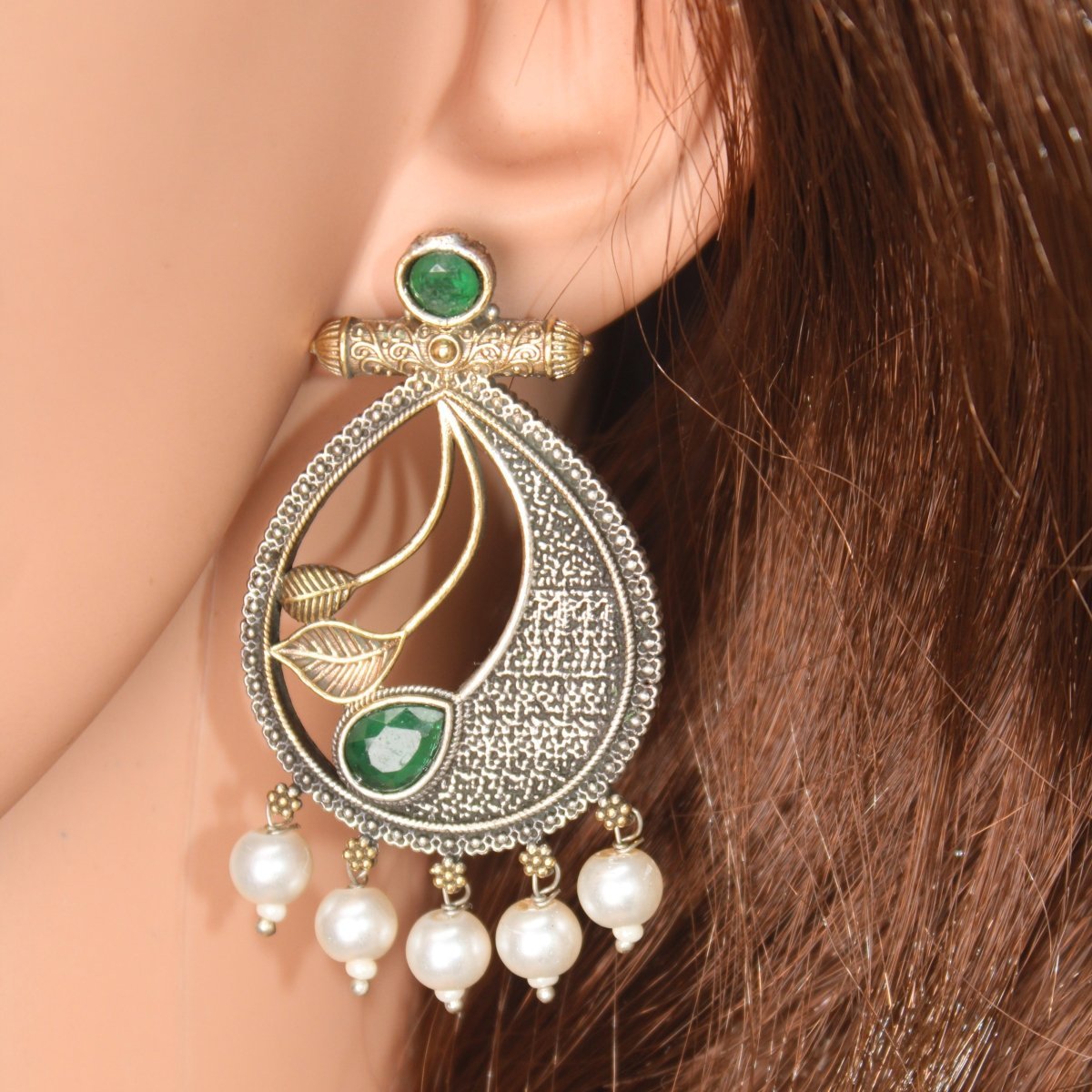 KALASH - DUAL - TONE PEARL JAALI ANTIQUE GOLDEN PENDANT SET - GREEN