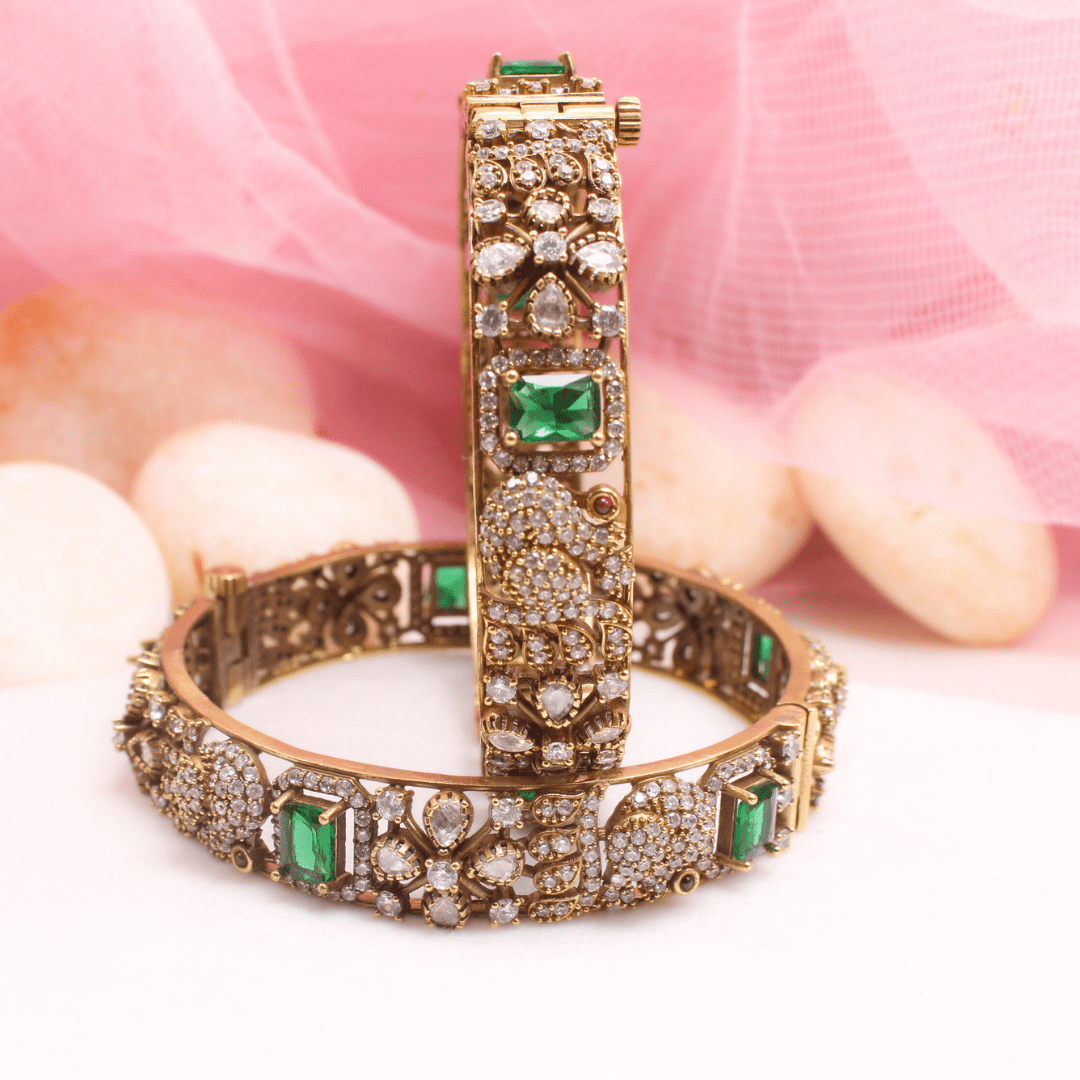 MAYURI ANTIQUE MOISSANITE KADA - (SET OF 2) - GREEN