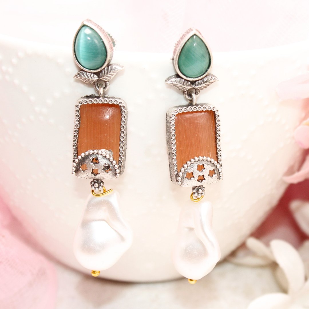 MONALISA STONE DANGLER - ORANGE & GREEN
