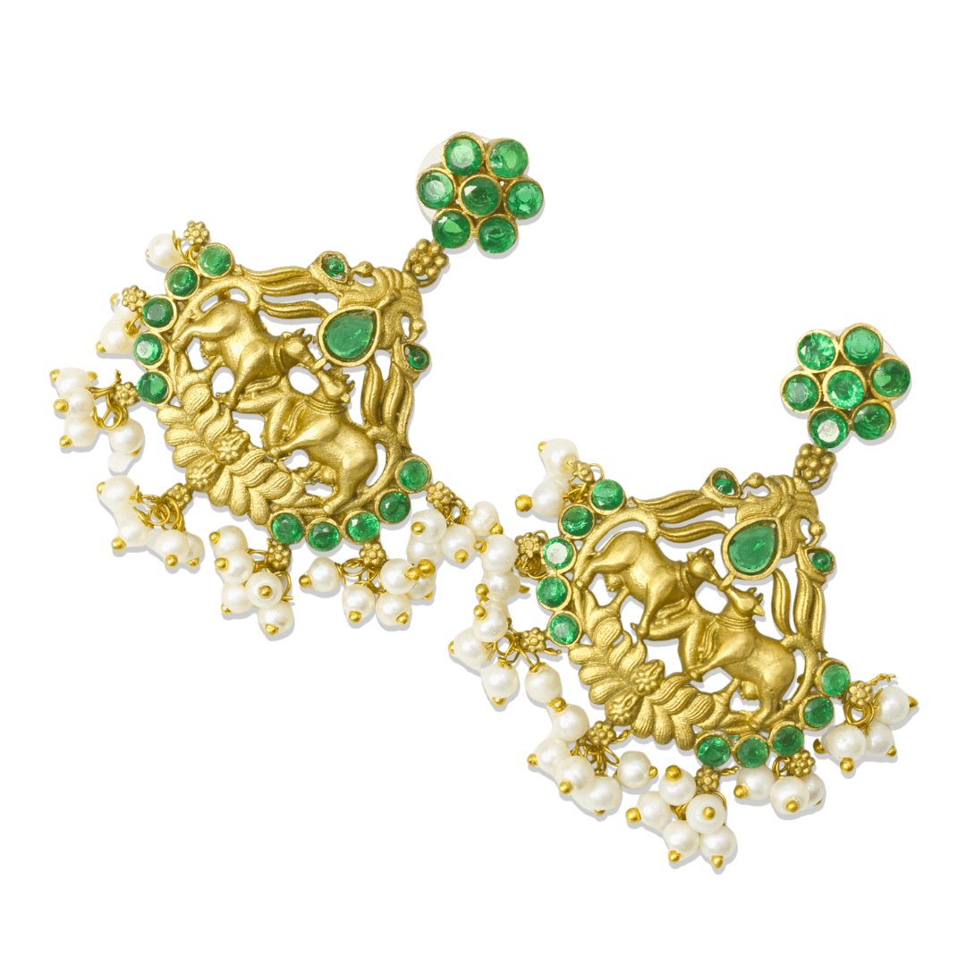 Nandi Pair Antique Pendant Set – Matte Gold with Emerald Green Kundan & Pear