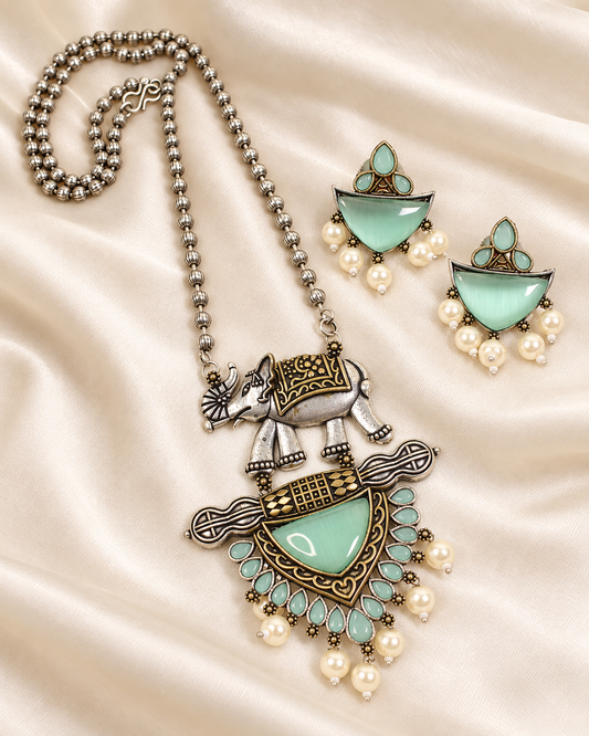 Animal Motif Fan Pendant Set - Mint — AI-styled closeup view